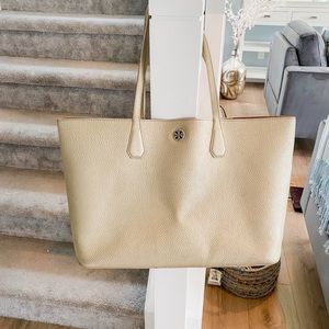 Light gold Tory Burch carry all bag